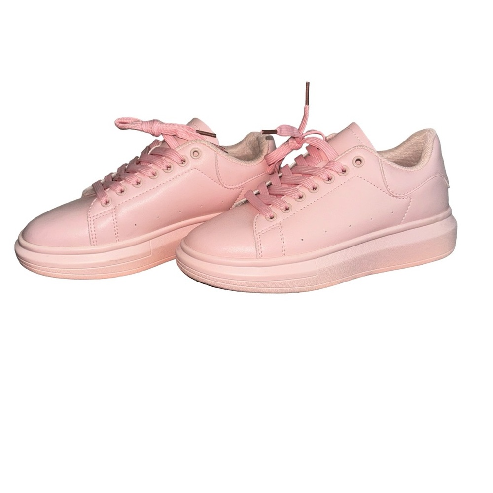 Pink Berness Platform Sneakers
Women Size 7